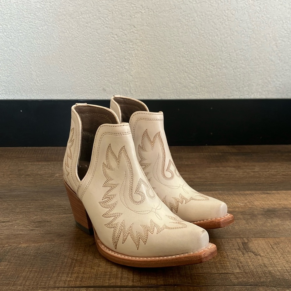 Ariat Dixon Booties Ankle Boots